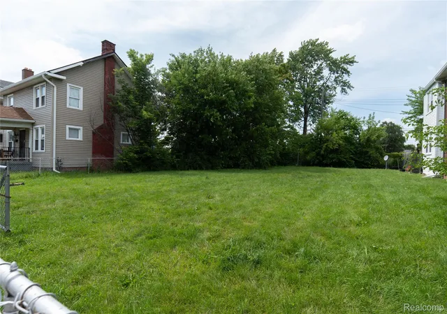 5th image of 1704 W Euclid St, Detroit, MI 48206 | MLS# 20261048760
