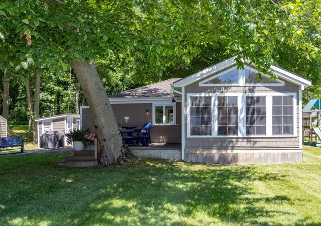 1st image of 61626 Lagoon Dr, Cassopolis, MI 49031 | MLS# 69026032299