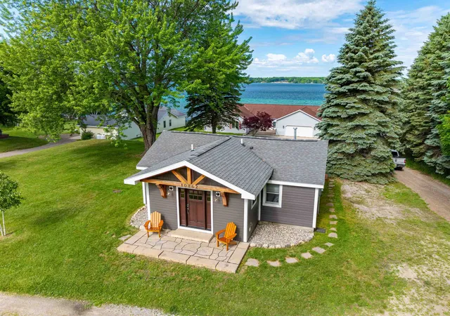 Photo 1 of Single family home for sale at 10862 Torchlight Ln, Central Lake, MI 49622 | MLS# 78080070317 | Listing updated on 2026-06-30