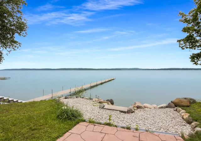 Photo 3 of Single family home for sale at 9276 Elk Lake Trl, Williamsburg, MI 49690 | MLS# 78080070321 | Listing updated on 2026-09-13