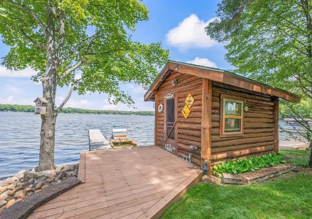 Photo 3 of Single family home for sale at 14948 17 Mile Rd, Leroy, MI 49655 | MLS# 72026032319 | Listing updated on 2026-06-26
