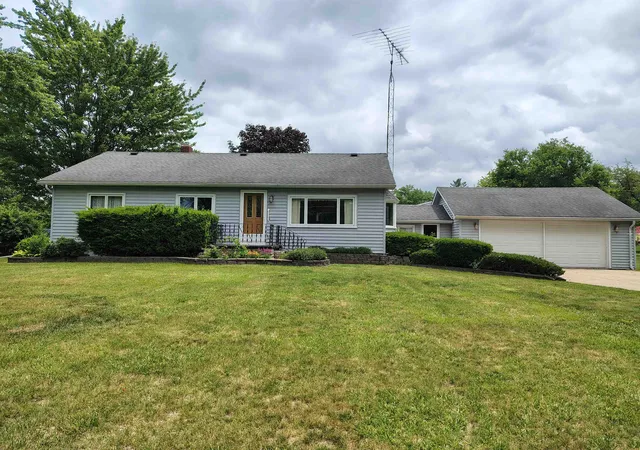 Photo 1 of Single family home for sale at 905 Dexter Dr, Lennon, MI 48449 | MLS# 5050213008 | Listing updated on 2026-08-22