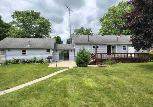 Photo 3 of Single family home for sale at 905 Dexter Dr, Lennon, MI 48449 | MLS# 5050213008 | Listing updated on 2026-08-22
