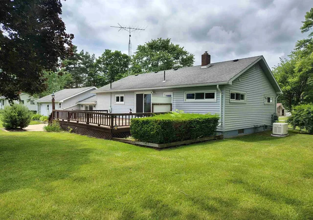 Photo 4 of Single family home for sale at 905 Dexter Dr, Lennon, MI 48449 | MLS# 5050213008 | Listing updated on 2026-08-22