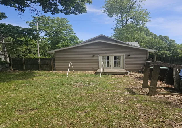 5th image of 907 N Albion St, Albion, MI 49224 | MLS# 64026032351