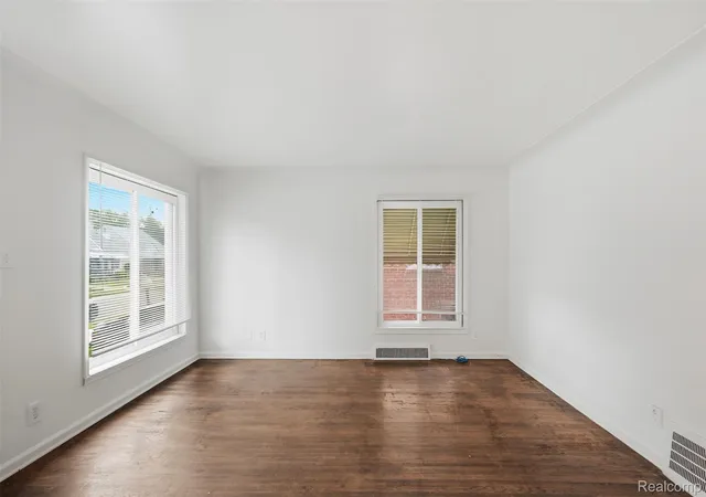 Photo 3 of Single family home for sale at 18937 Algonac St, Detroit, MI 48234 | MLS# 20261048816 | Listing updated on 2026-08-31