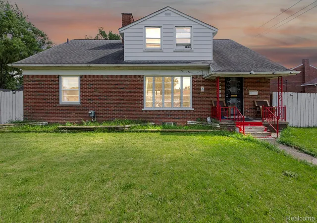 Photo 1 of Single family home for sale at 7208 Jackson Ave, Warren, MI 48091 | MLS# 20261048836 | Listing updated on 2026-07-26