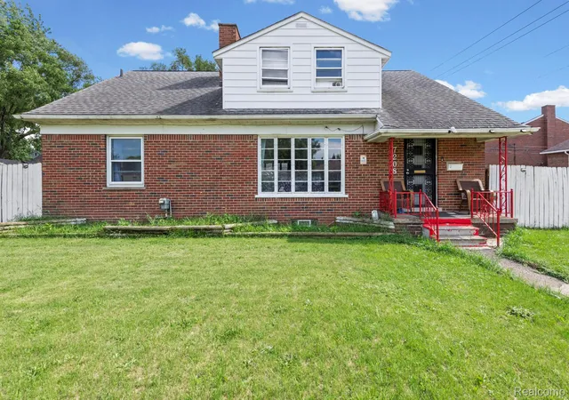 Photo 2 of Single family home for sale at 7208 Jackson Ave, Warren, MI 48091 | MLS# 20261048836 | Listing updated on 2026-07-26