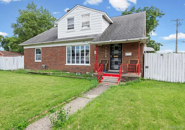 Photo 3 of Single family home for sale at 7208 Jackson Ave, Warren, MI 48091 | MLS# 20261048836 | Listing updated on 2026-07-26