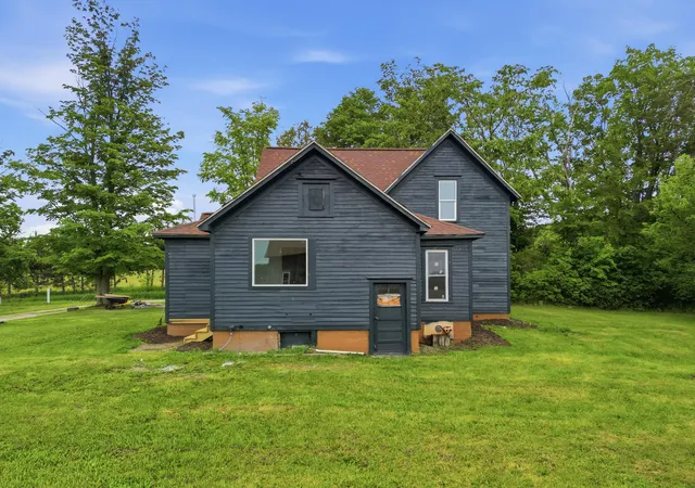 Photo 2 of Single family home for sale at 21291 150th Avenue, Big Rapids, MI 49307 | MLS# 72026032377 | Listing updated on 2026-09-16