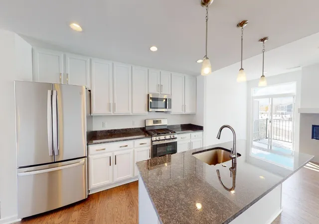 Photo 2 of Condo for sale at 2713 Bristol Ridge Dr, Ann Arbor City Washtenaw, MI 48105 | MLS# 81026032395 | Listing updated on 2026-08-04