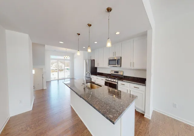 Photo 3 of Condo for sale at 2713 Bristol Ridge Dr, Ann Arbor City Washtenaw, MI 48105 | MLS# 81026032395 | Listing updated on 2026-08-04