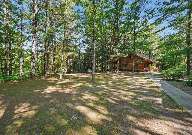 4th image of 1091 N River Trl, White Cloud, MI 49349 | MLS# 67026032400