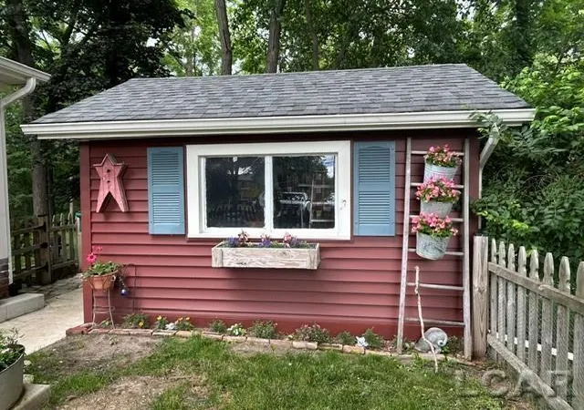 Photo 3 of Single family home for sale at 32080 W 9 Mile Rd, Farmington, MI 48336 | MLS# 56050213064 | Listing updated on 2026-09-13