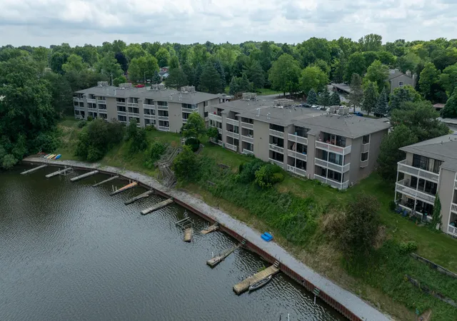 21st image of 873 Cliffs Dr #105, Ypsilanti, MI 48198 | MLS# 81026032428