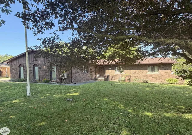 Photo 1 of Sale Pending at 5374 Pointe Dr, East China, MI 48054 | MLS# 58050213071 | Listing updated on 2026-07-25