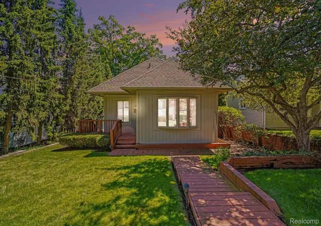 Photo 1 of Single family home for sale at 1792 Lockwood, Highland, MI 48356 | MLS# 20261048893 | Listing updated on 2026-08-02