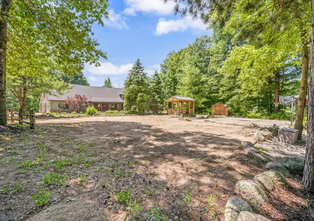 93rd image of 10810 Ingersoll Dr, Howard City, MI 49329 | MLS# 72026032450