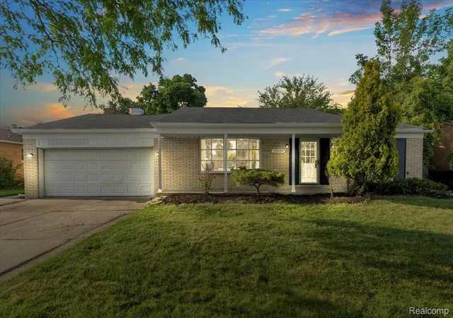 1st image of 19039 Elsmere Ave, Eastpointe, MI 48021 | MLS# 20261048900