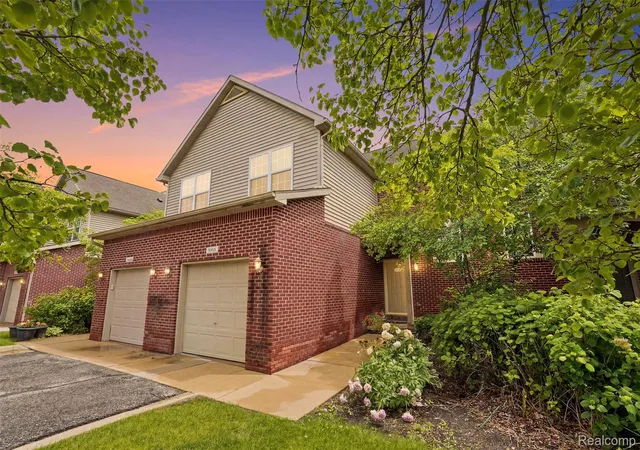 Photo 3 of Condo for sale at 5953 High Point Ct #29, Brighton, MI 48116 | MLS# 20261048906 | Listing updated on 2026-09-15