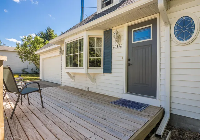 4th image of 10530 S Walnut Dr, Traverse City, MI 49684 | MLS# 78080070350