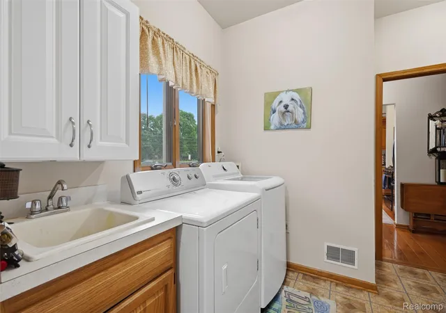 3rd image of 9210 Newburgh Rd, Livonia, MI 48150 | MLS# 20261048919