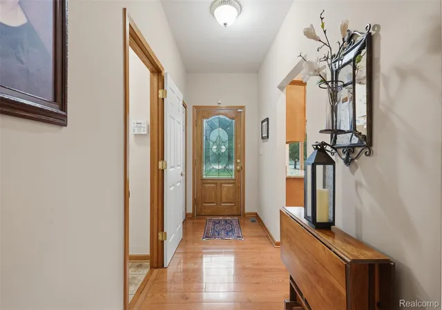 4th image of 9210 Newburgh Rd, Livonia, MI 48150 | MLS# 20261048919