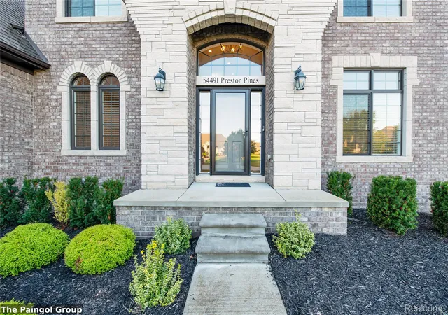 5th image of 54491 Preston Pines Ln, Shelby Township, MI 48315 | MLS# 20261048922