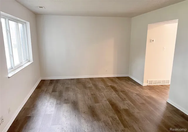 Photo 3 of Condo for sale at 25709 Salem #74, Roseville City Macomb, MI 48088 | MLS# 20261048925 | Listing updated on 2026-09-16