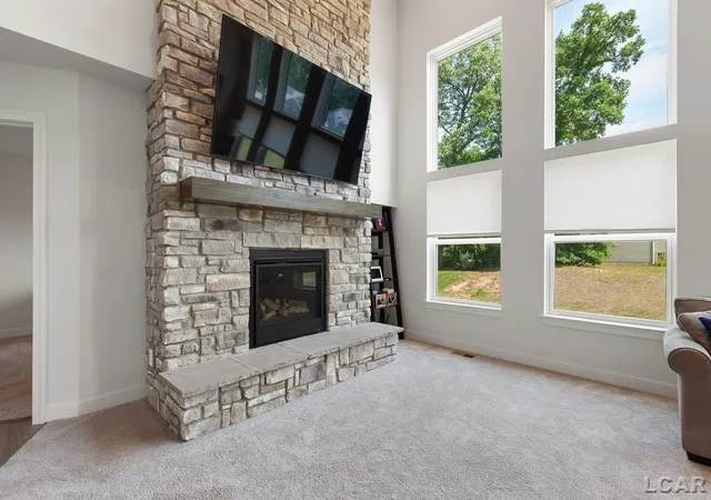 3rd image of 1708 Nicholas Ln, Adrian, MI 49221 | MLS# 56050213086