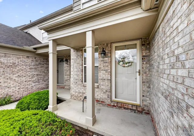 Photo 3 of Condo for sale at 4554 Hunters Cir E, Canton, MI 48188 | MLS# 20261048931 | Listing updated on 2026-09-10