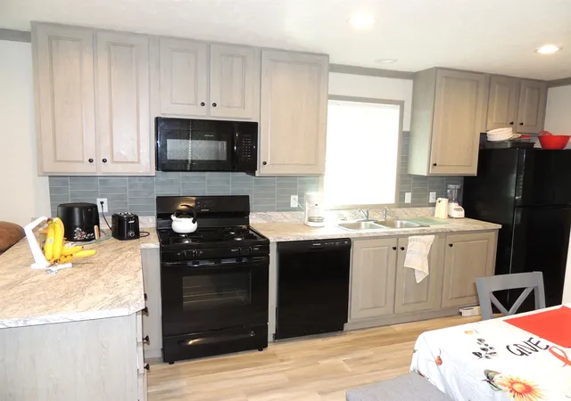 17th image of 1082 Hemlock Dr, Mount Pleasant, MI 48858 | MLS# 79080070355