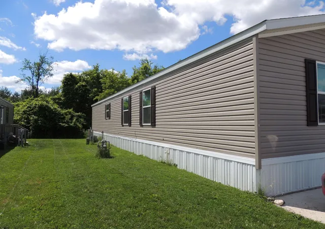 1st image of 1082 Hemlock Dr, Mount Pleasant, MI 48858 | MLS# 79080070355