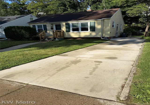 Photo 3 of Single family home for sale at 1515 Wyandotte Ave, Royal Oak, MI 48067 | MLS# 20261048952 | Listing updated on 2026-07-08