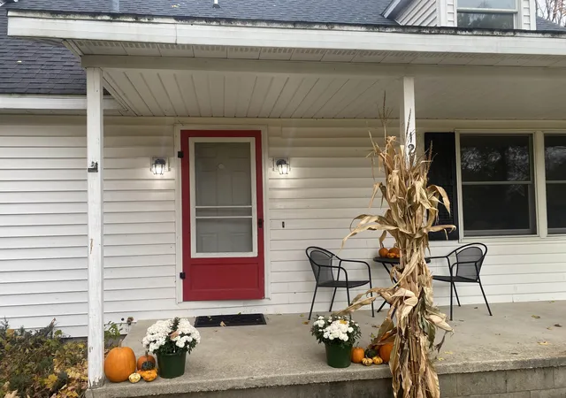 Photo 2 of Single family home for sale at 12134 Jonathon Dr, Rapid City, MI 49676 | MLS# 78080070357 | Listing updated on 2026-06-30