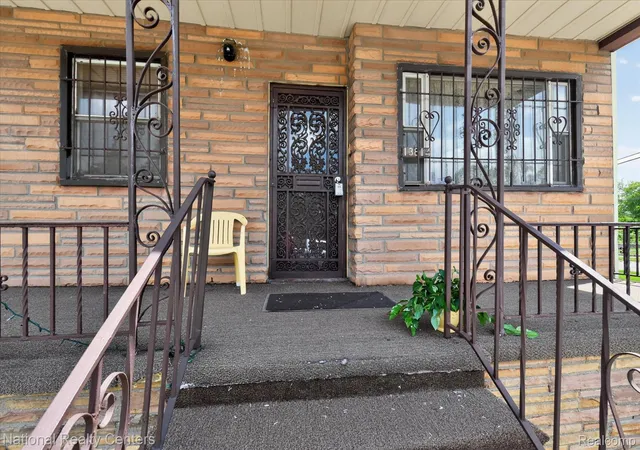 4th image of 13814 Newbern St, Hamtramck, MI 48212 | MLS# 20261048957