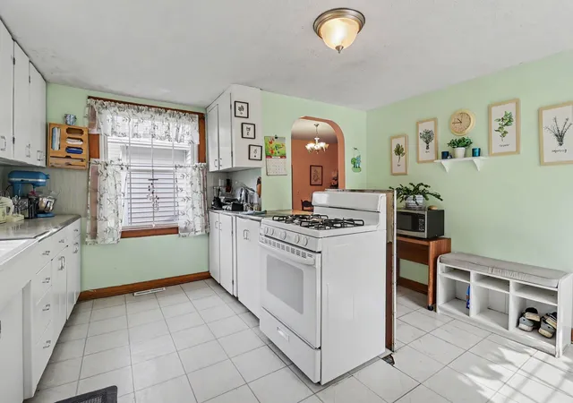 Photo 5 of Single family home for sale at 9748 N US 31, Free Soil, MI 49411 | MLS# 67026032487 | Listing updated on 2026-08-08
