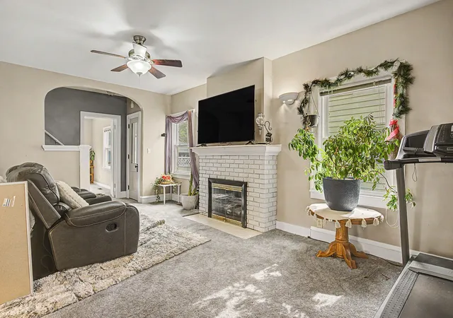 Photo 2 of Single family home for sale at 1008 Union, Jackson, MI 49203 | MLS# 55026032489 | Listing updated on 2026-09-11