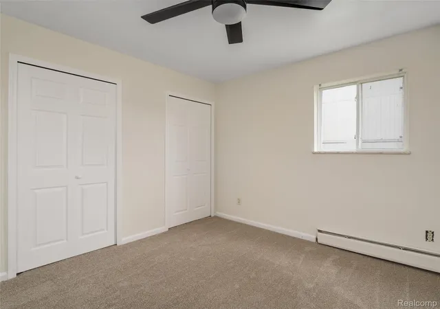 Listing Photo 2 - Condo for sale in building located at 38576 Meadowdale St, Clinton Township, MI 49236 - Unit #