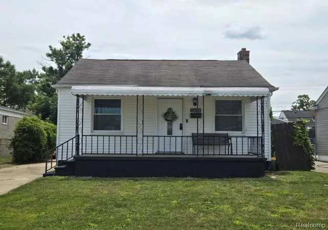 Photo 1 of Sale Pending at 13009 Castle St, Southgate, MI 48195 | MLS# 20261048980 | Listing updated on 2026-09-26