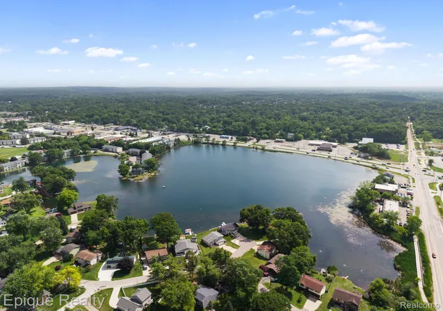 44th image of 800 Kimberly, Lake Orion, MI 48362 | MLS# 20261048981