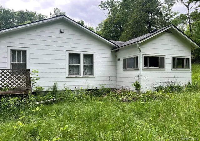 Photo 4 of Single family home for sale at 4382 F 30 Rd, Glennie, MI 48737 | MLS# 20261048984 | Listing updated on 2026-07-06