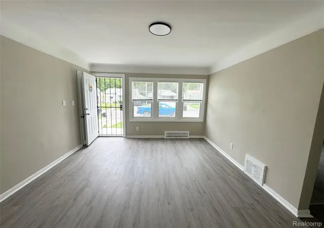 Photo 3 of Single family home for sale at 19457 Gilchrist St, Detroit, MI 48235 | MLS# 20261049004 | Listing updated on 2026-09-11