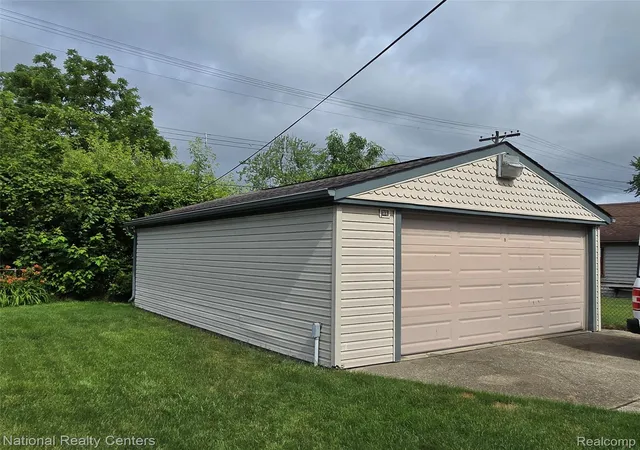 Photo 1 of Sale Pending at 25279 Cole St, Roseville, MI 48066 | MLS# 20261049017 | Listing updated on 2026-07-08
