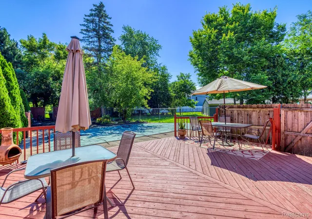 Photo 39 of Single family home for sale at 46 W Breitmeyer Pl, Mount Clemens, MI 48043 | MLS# 20261049043 | Listing updated on 2026-07-27