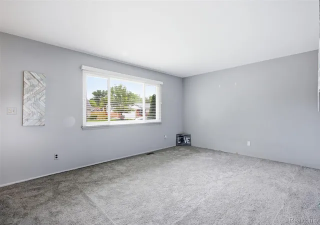 Photo 3 of Single family home for sale at 23707 Thornton St, Clinton Township, MI 48035 | MLS# 20261049053 | Listing updated on 2026-08-21