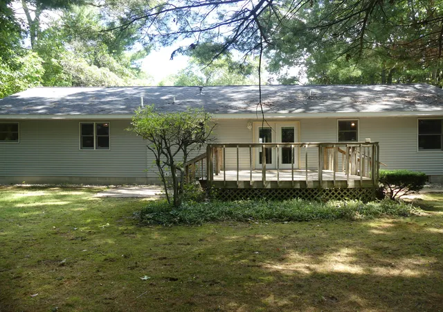 Photo 4 of Single family home for sale at 2157 Deerwood Dr, Twin Lake, MI 49457 | MLS# 69026032533 | Listing updated on 2026-08-25