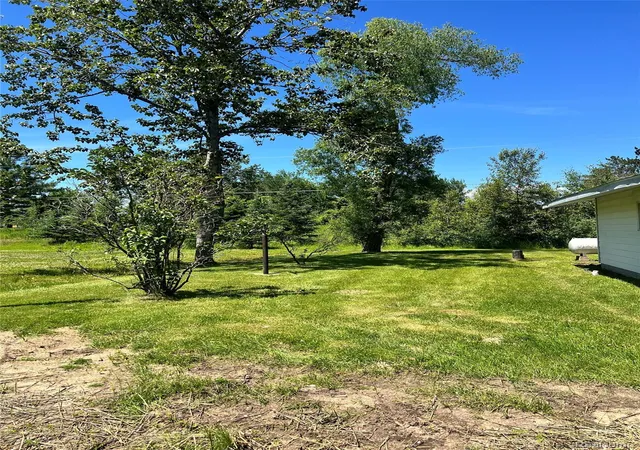 Photo 4 of Single family home for sale at 3567 Coveview Dr, Lupton, MI 48635 | MLS# 20261049061 | Listing updated on 2026-07-06