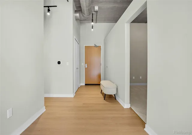 Photo 3 of Condo for sale at 350 N Main St #517, Royal Oak, MI 48067 | MLS# 20261049062 | Listing updated on 2026-09-24