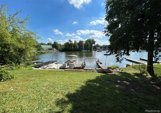 2nd image of 16185 Seymour Rd, Linden, MI 48451 | MLS# 20261049072